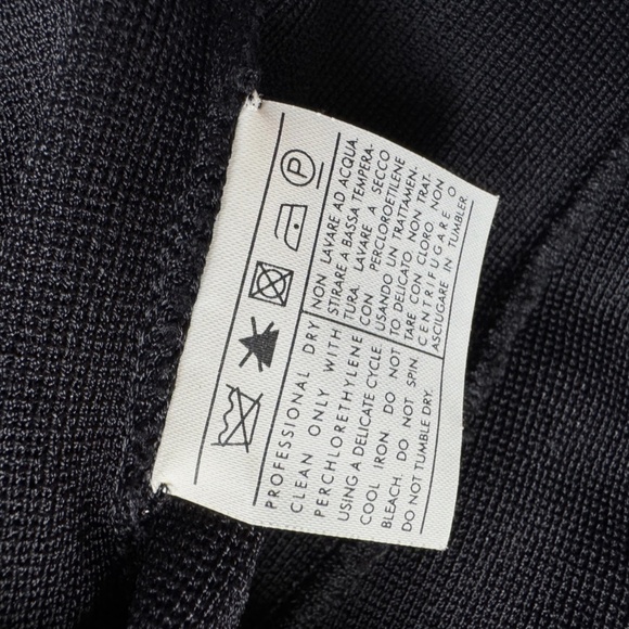 Salvatore Ferragamo Black Elegant Women blazer M size (Excellent) - Picture 6 of 7